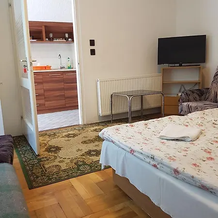 Gyoengy Es Miki Apartament Hajdúszoboszló